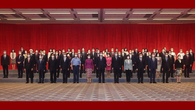 習近平會(huì )見(jiàn)香港特別行政區行政、立法、司法機關(guān)負責人