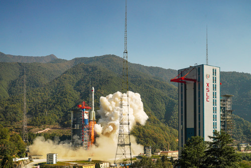 追夢(mèng)航天向天行——西昌衛星發(fā)射中心航天報國50年全景掃描