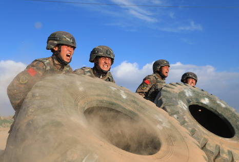 武警新疆總隊某機動(dòng)支隊特戰一中隊官兵牢記領(lǐng)袖囑托鍛造尖兵