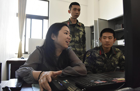 軍嫂鄭如:雖苦不怕，是我對愛(ài)的承諾