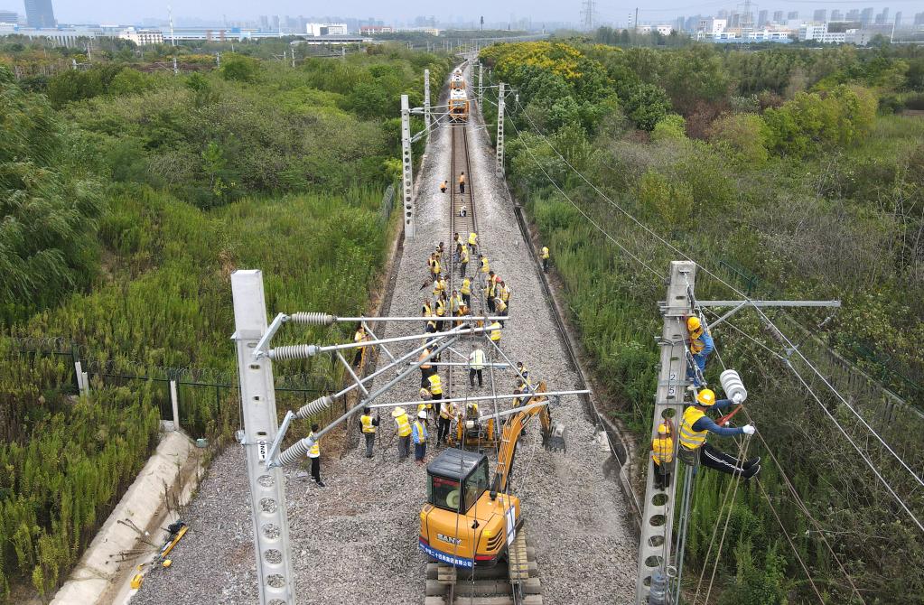 引江濟淮寧西、滬蓉鐵路改建工程全部完成