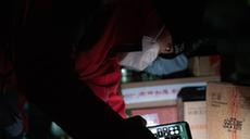 新華全媒+丨京外支援、夜間派送，疏通北京快遞堵點(diǎn)