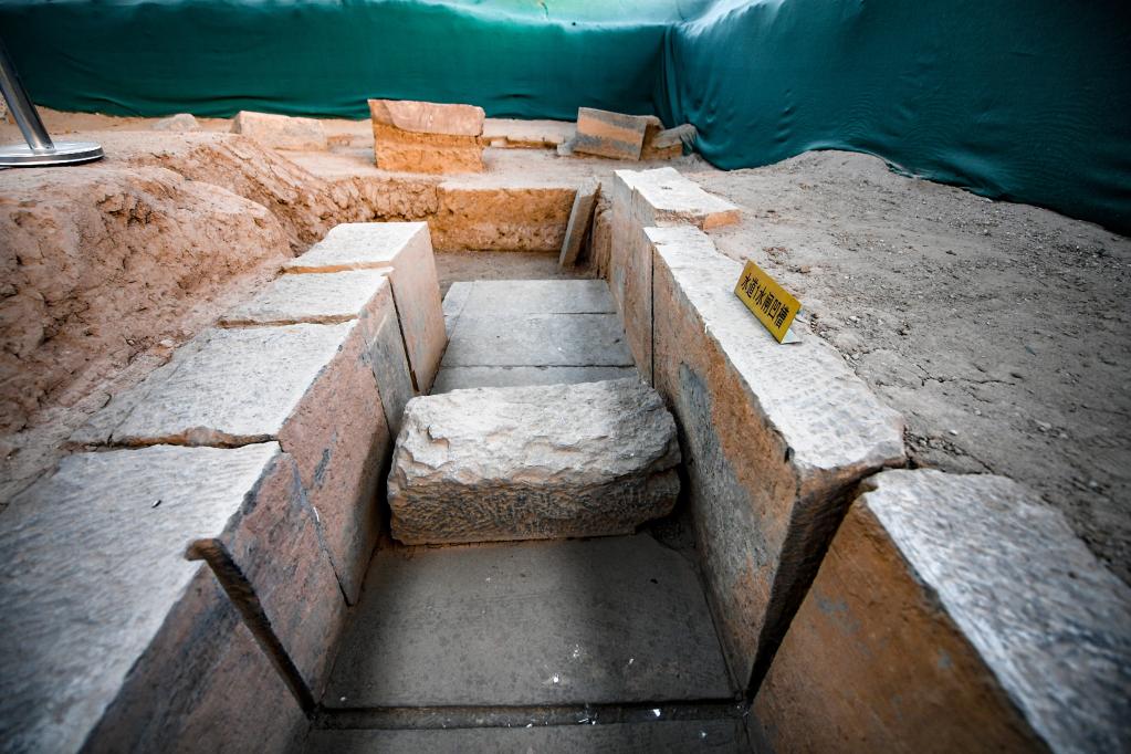 新華全媒+丨河南漢魏洛陽(yáng)城發(fā)現魏晉時(shí)期大型水道遺跡