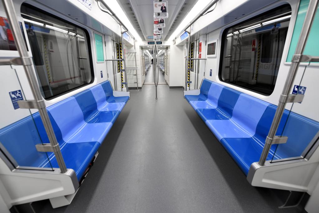 中國造地鐵列車(chē)在伊斯坦布爾新機場(chǎng)線(xiàn)投入運營(yíng)