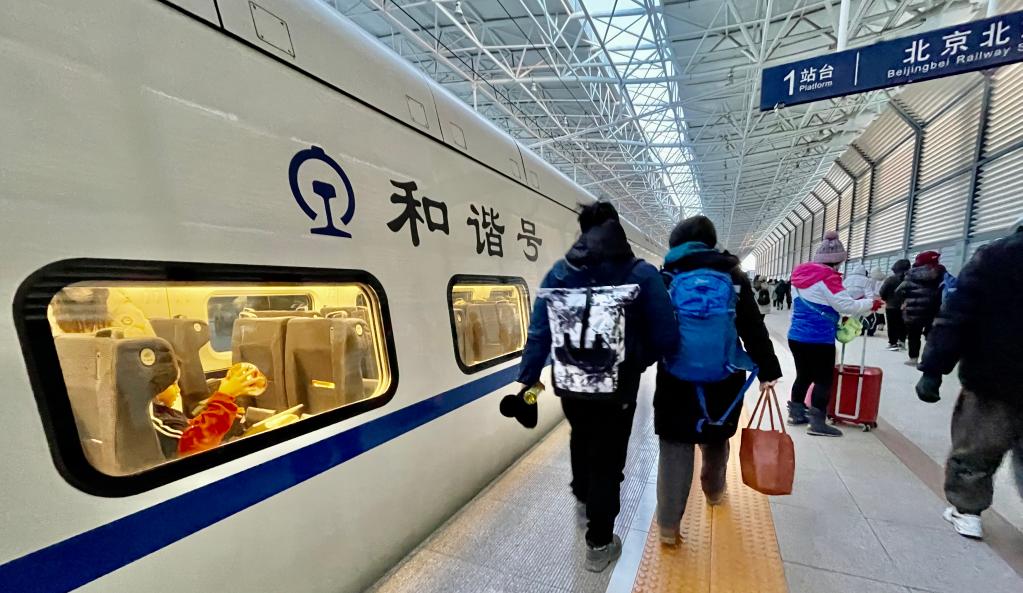 京張高鐵成為春節假期旅游熱線(xiàn)