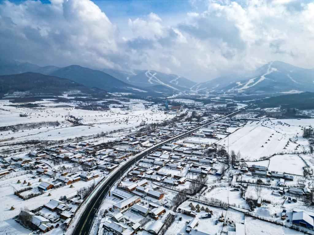 新華全媒+丨冰雪經(jīng)濟助北方鄉村譜寫(xiě)“新故事”
