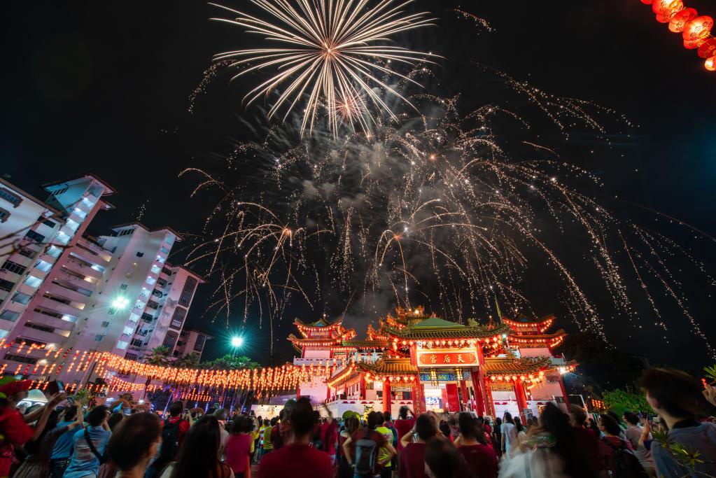 馬來(lái)西亞吉隆坡天后宮舉辦“萬(wàn)民同歡慶，元宵樂(lè )滿(mǎn)天”晚會(huì )