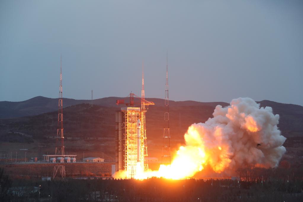 我國成功發(fā)射宏圖一號01組衛星