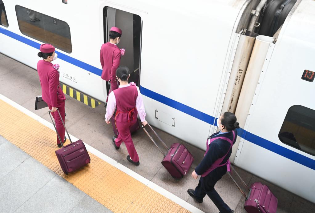 福州至香港高鐵恢復開(kāi)行