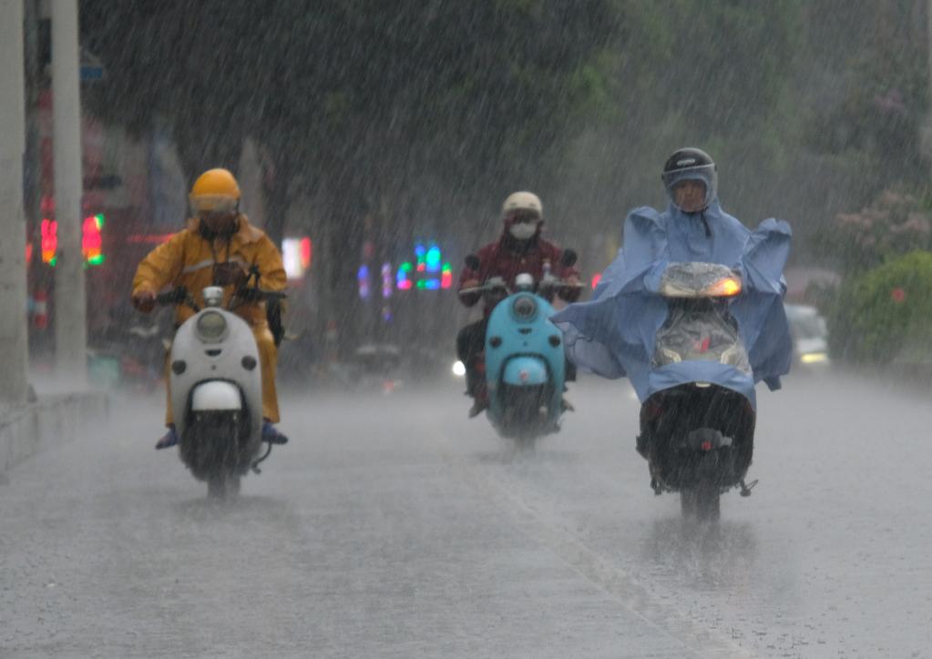 廣西連續發(fā)布暴雨橙色預警