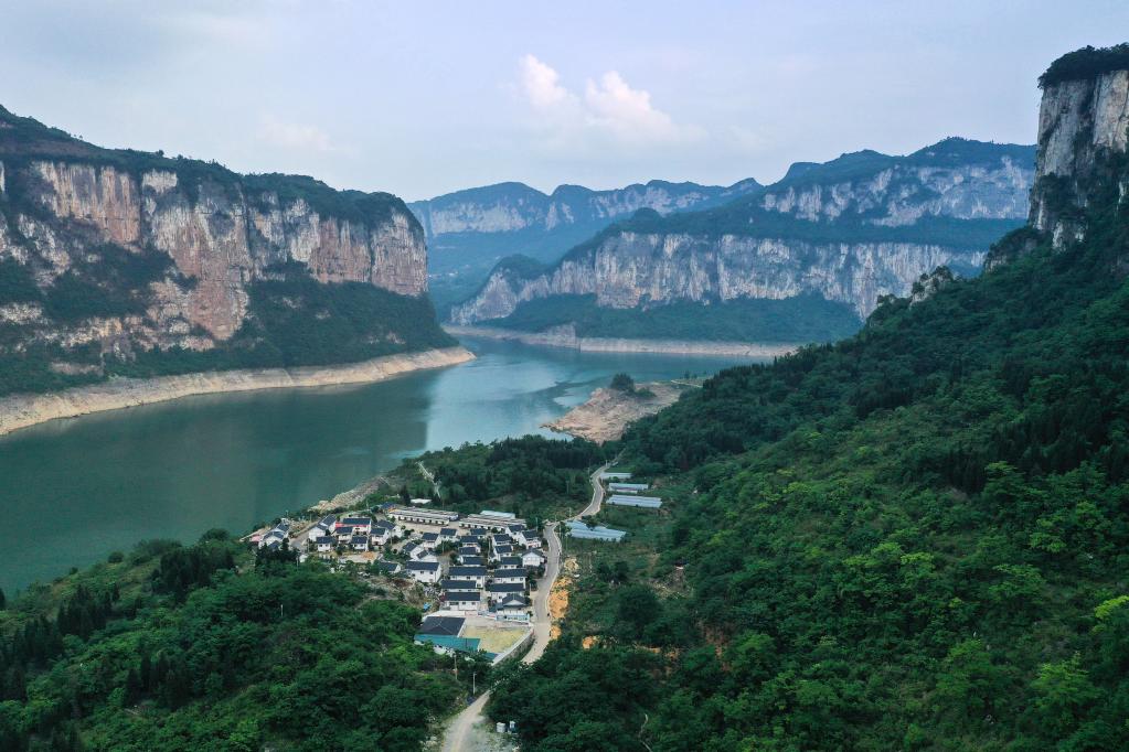 新時(shí)代中國調研行·長(cháng)江篇｜春風(fēng)又綠烏江岸——貴州鐵腕治污守護長(cháng)江水道觀(guān)察