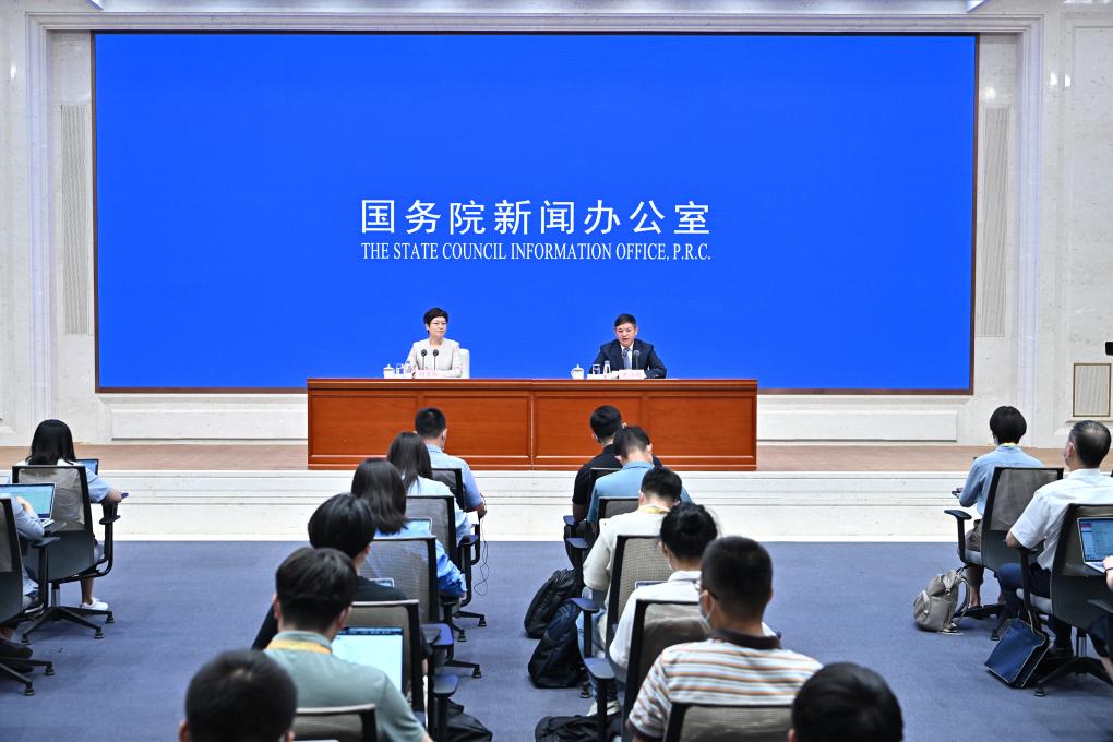 新華全媒+丨國新辦舉行“權威部門(mén)話(huà)開(kāi)局”系列主題新聞發(fā)布會(huì )介紹“加強生態(tài)環(huán)境保護，全面推進(jìn)美麗中國建設”有關(guān)情況