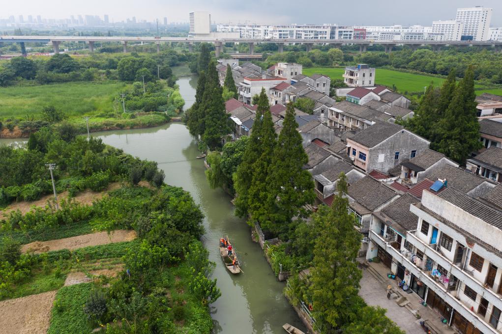 建設生態(tài)鄉鎮 改善人居環(huán)境