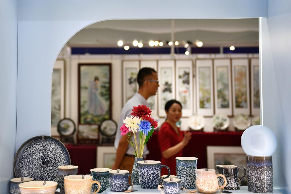 2023湖南（醴陵）國際陶瓷產(chǎn)業(yè)博覽會(huì )開(kāi)幕