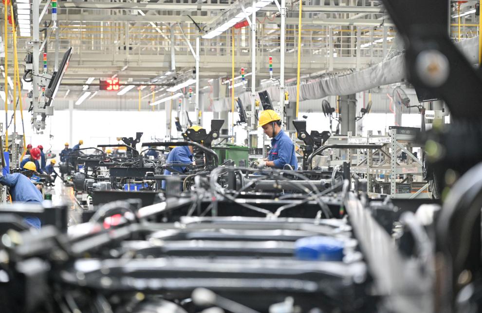 高質(zhì)量發(fā)展調研行丨重慶：汽車(chē)產(chǎn)業(yè)持續“換擋” 新賽道加速“奔跑”