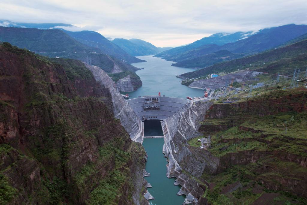 白鶴灘水電站累計發(fā)電量突破1000億千瓦時(shí)