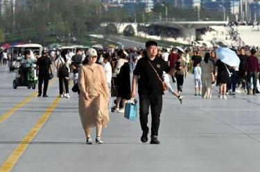 穿越時(shí)空 見(jiàn)證老機場(chǎng)“變身”城市中央公園