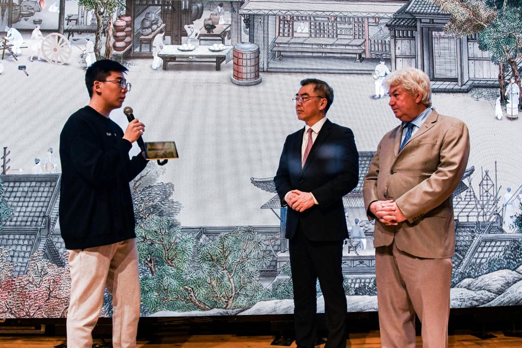 “園見(jiàn)南京”文化主題藝術(shù)展在美國波士頓拉開(kāi)帷幕