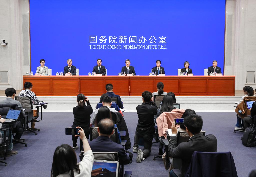 國新辦舉行加快推進(jìn)知識產(chǎn)權強國建設、有效支撐創(chuàng  )新驅動(dòng)發(fā)展 國務(wù)院政策例行吹風(fēng)會(huì )