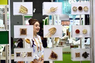 第六屆進(jìn)博會(huì )丨進(jìn)博會(huì )上的“頭回客”和“回頭客”