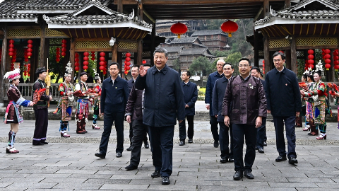 習近平在貴州考察時(shí)強調 堅持以高質(zhì)量發(fā)展統攬全局 在中國式現代化進(jìn)程中展現貴州新風(fēng)采