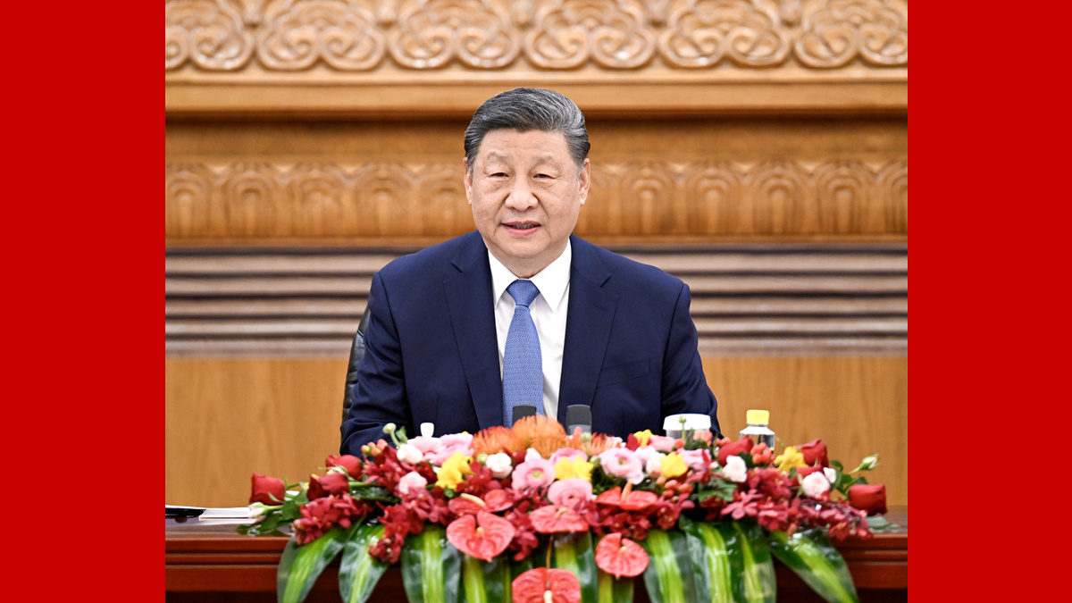 習近平會(huì )見(jiàn)國際工商界代表