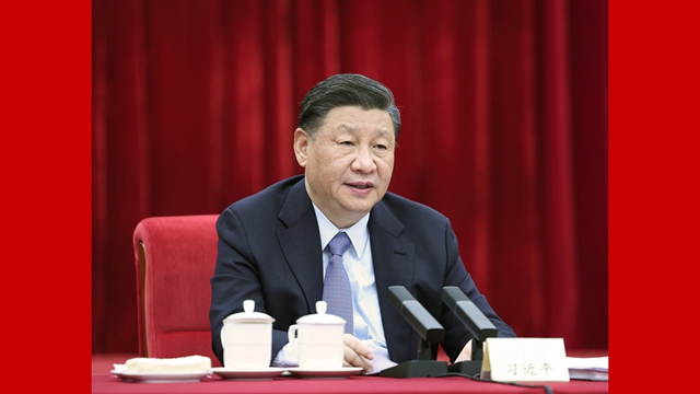 習近平看望參加政協(xié)會(huì )議的民建工商聯(lián)界委員