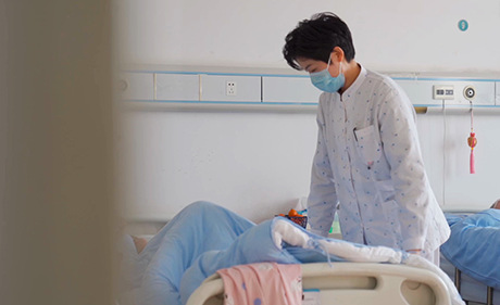 李楠楠：換位思考，把老人當成自己的親人一樣去照顧