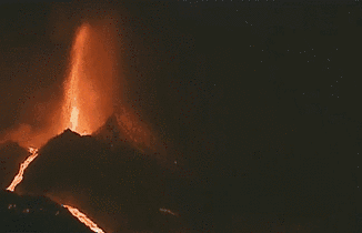 西班牙拉帕爾馬島火山持續噴發(fā)